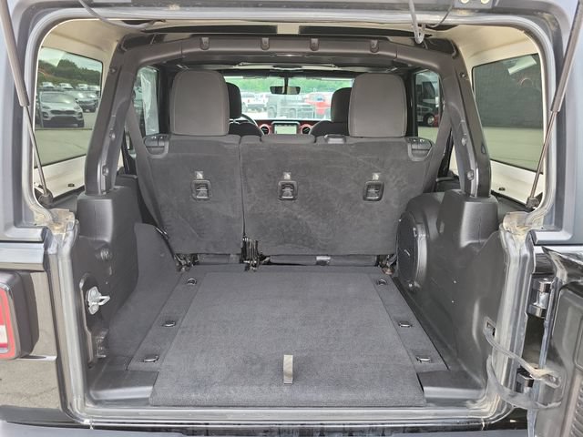 Used 2018 Jeep Wrangler Unlimited Rubicon AWD/4WD image 24