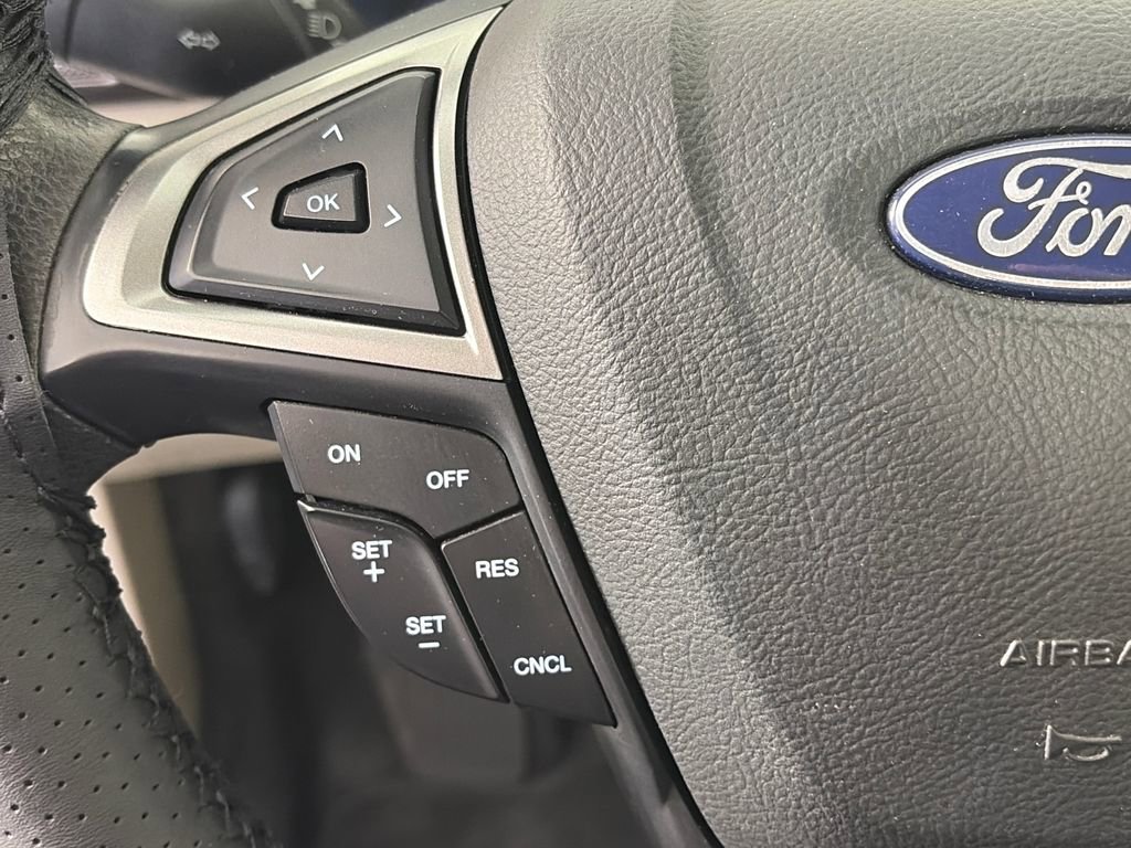 Used 2018 Ford Fusion SE image 17