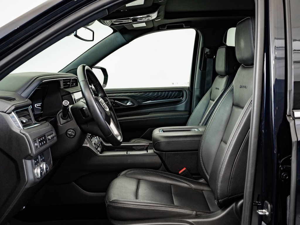 Used 2023 GMC Yukon Denali w/ LPO, Floor Liner Package image 26