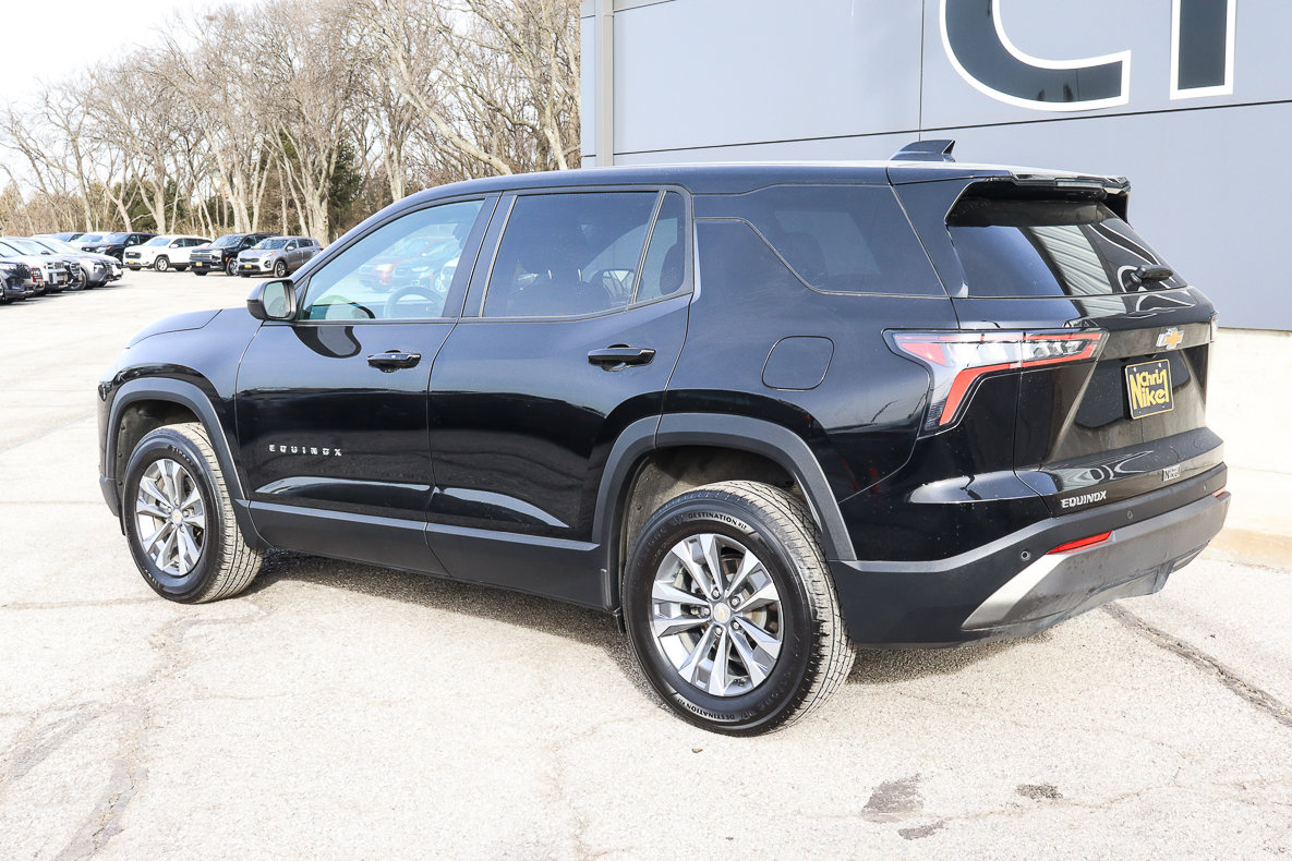 Used 2025 Chevrolet Equinox LT FWD image 6