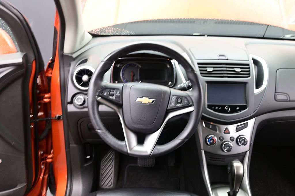 Used 2015 Chevrolet Trax LTZ AWD/4WD image 27