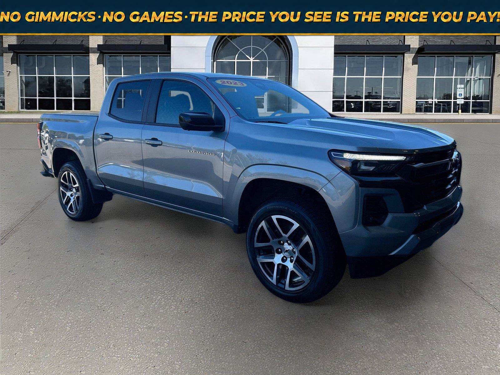 Used 2023 Chevrolet Colorado Z71 w/ Z71 Convenience Package 2