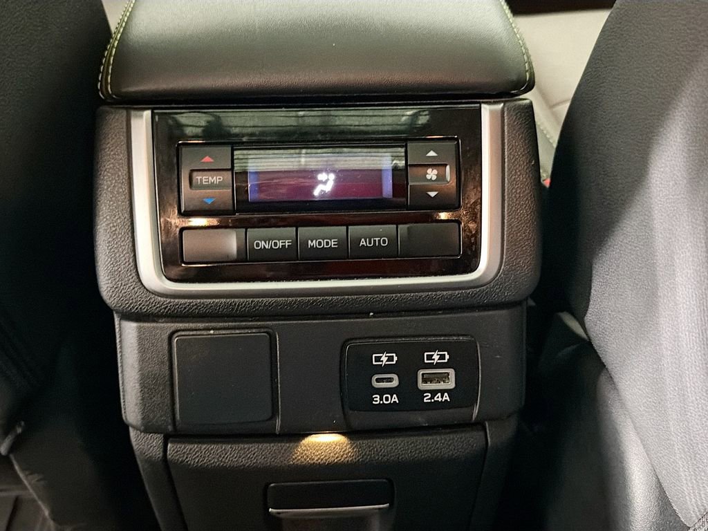 Used 2023 Subaru Ascent Onyx Edition AWD/4WD image 30
