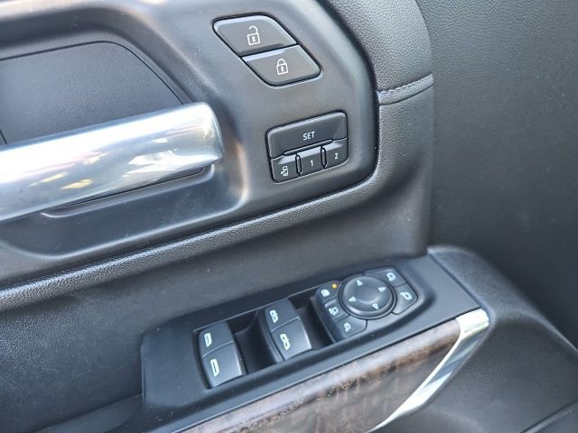 Used 2022 GMC Sierra 3500 Denali w/ Denali Ultimate Package image 14