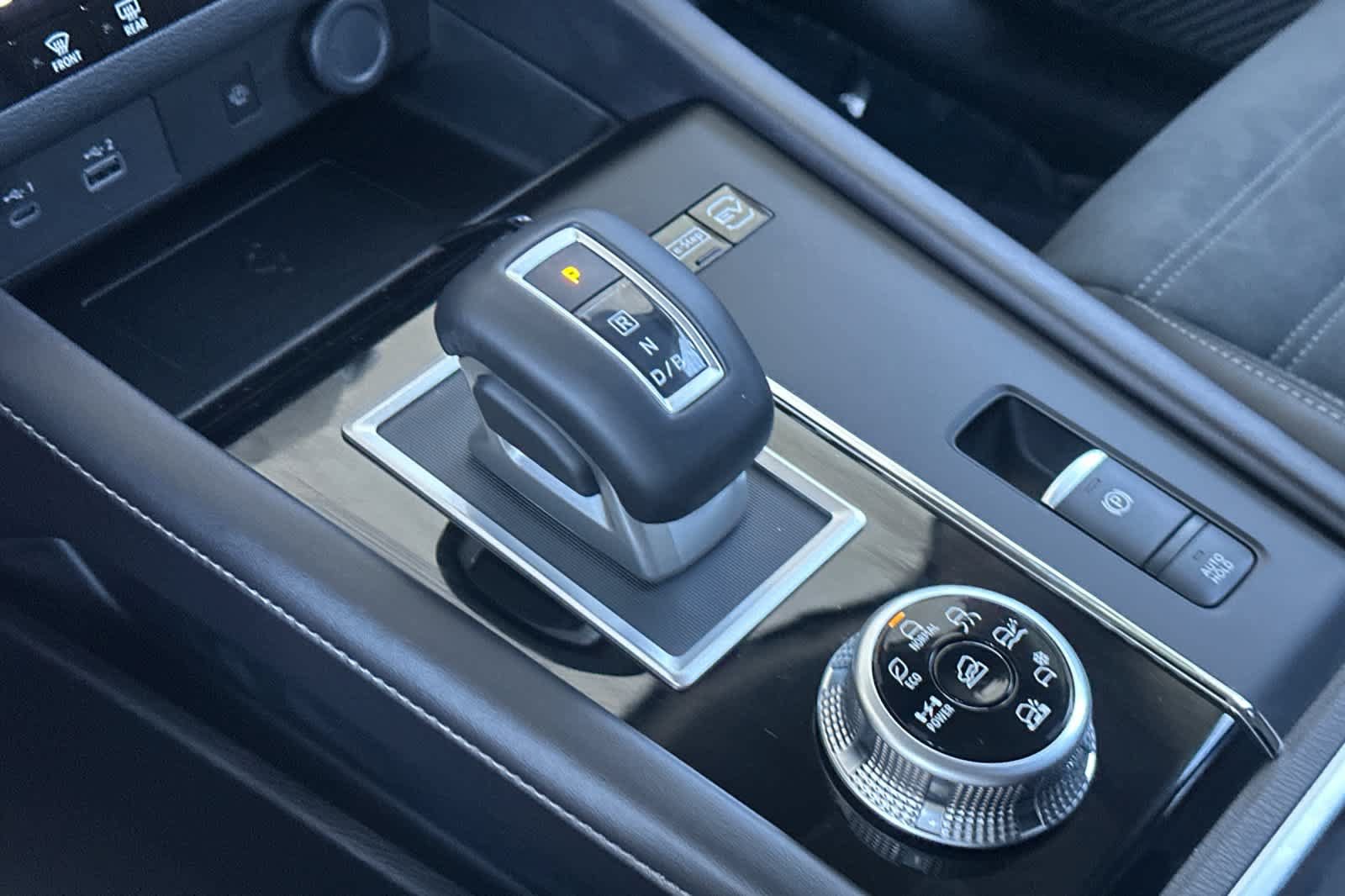 New 2026 Nissan Rogue SL AWD/4WD image 23