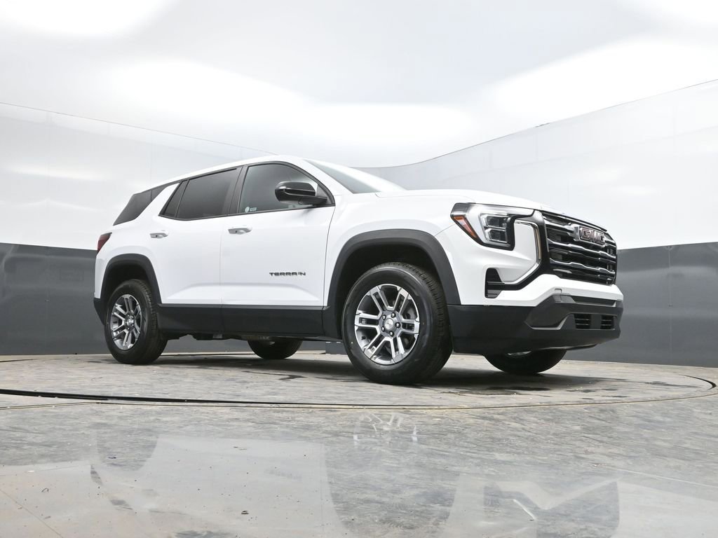 Used 2025 GMC Terrain Elevation AWD/4WD image 32