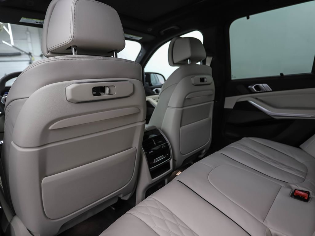 New 2026 BMW X5 M60i image 20