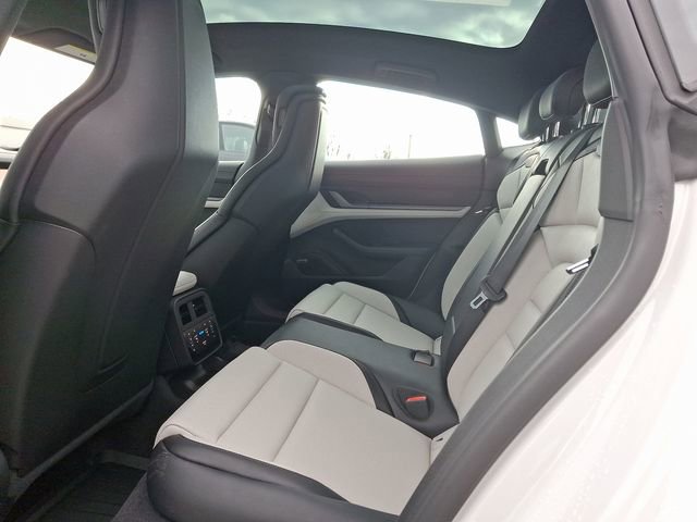 New 2025 Porsche Taycan 4S image 12
