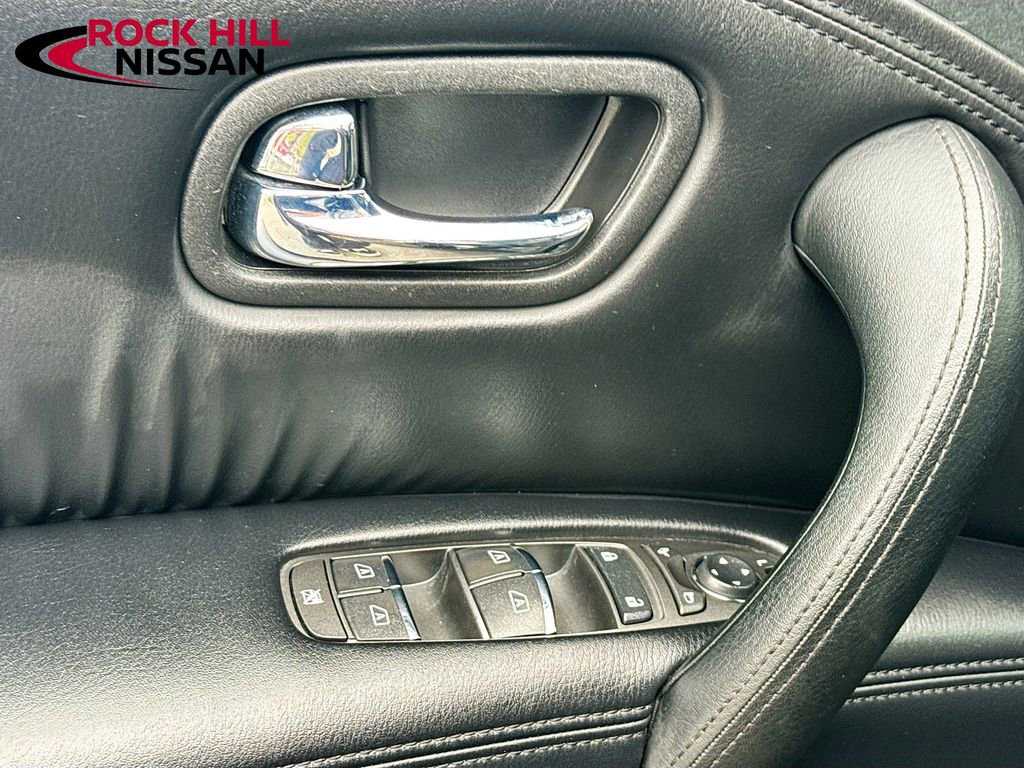 Used 2022 Nissan Armada SV image 18