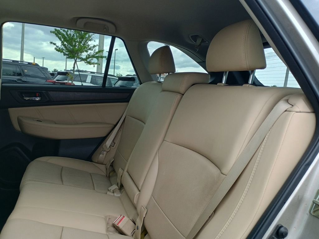 Used 2018 Subaru Outback 2.5i Limited w/ Popular Package #2 image 17