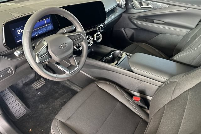 New 2026 Chevrolet Blazer EV LT w/ Midnight/Sport Edition FWD image 16