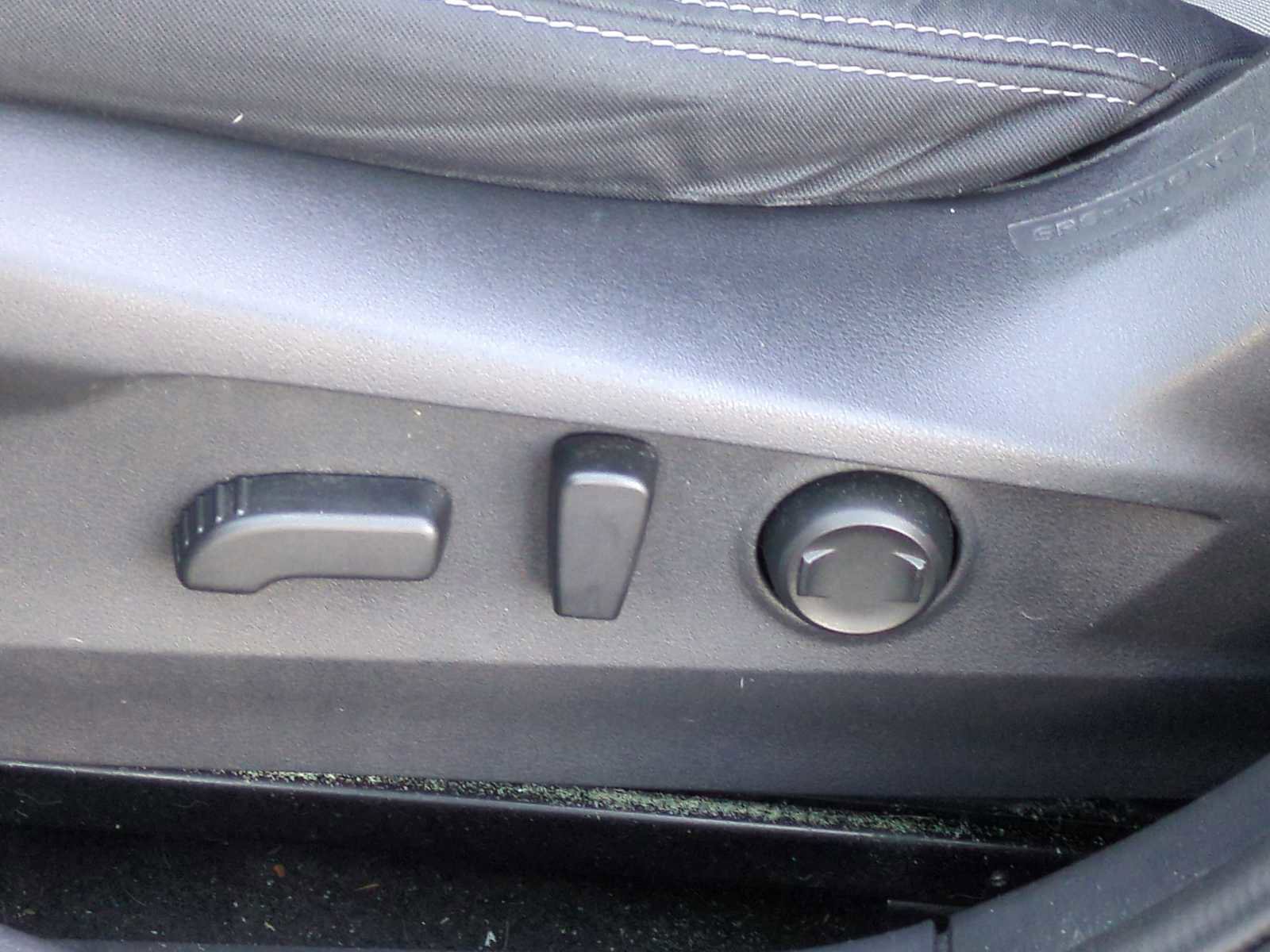 Used 2021 Subaru Outback Premium image 17