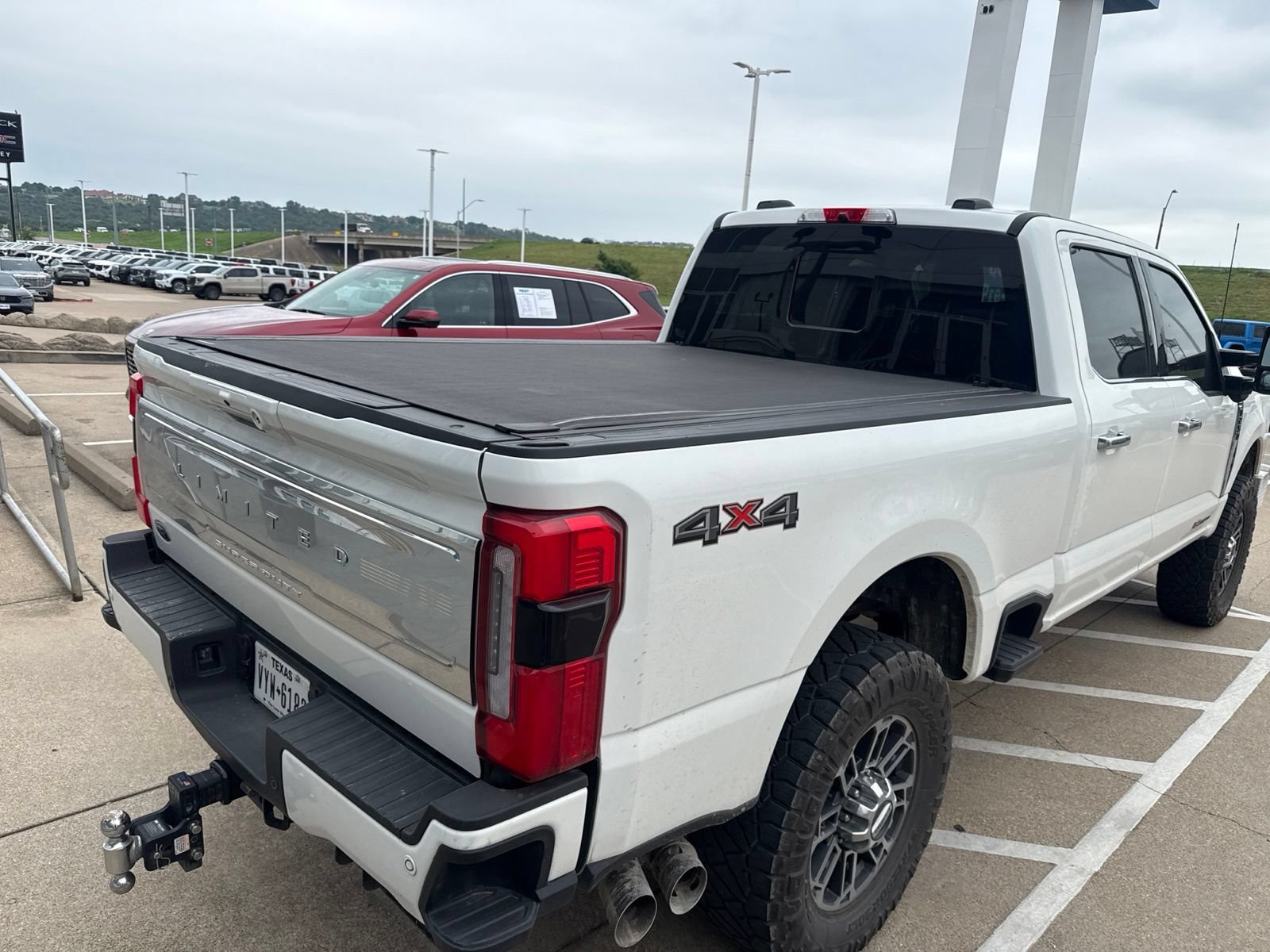 Used 2024 Ford F250 Limited AWD/4WD image 11