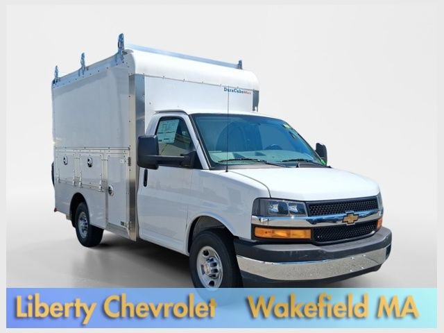 New 2026 Chevrolet Express 3500 w/ Power Convenience Package