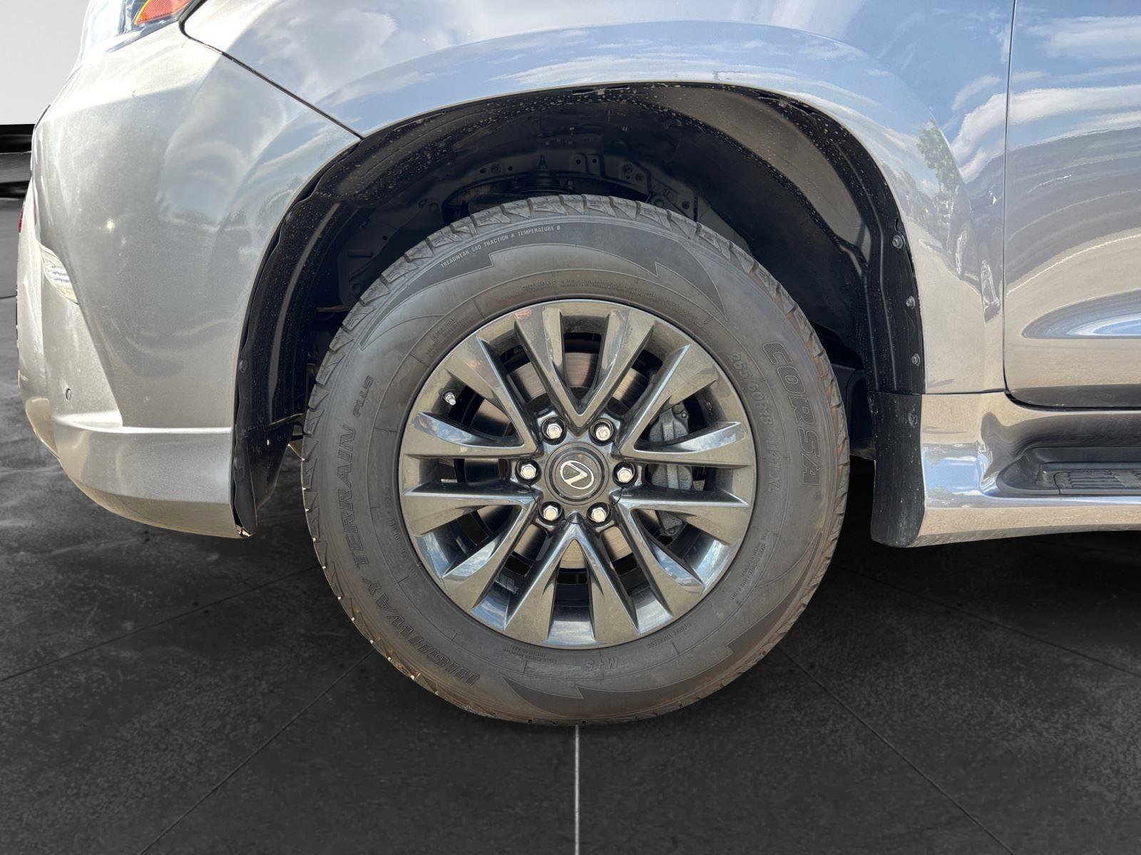 Used 2021 Lexus GX 460 Premium w/ Premium Package AWD/4WD image 9