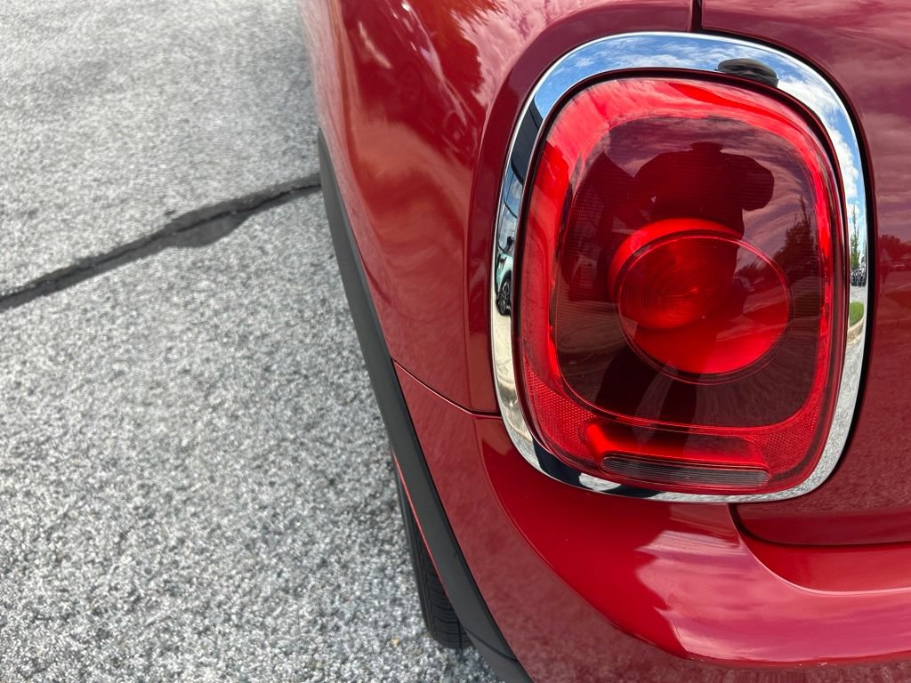 Used 2015 MINI Cooper 2-Door Hardtop FWD image 19