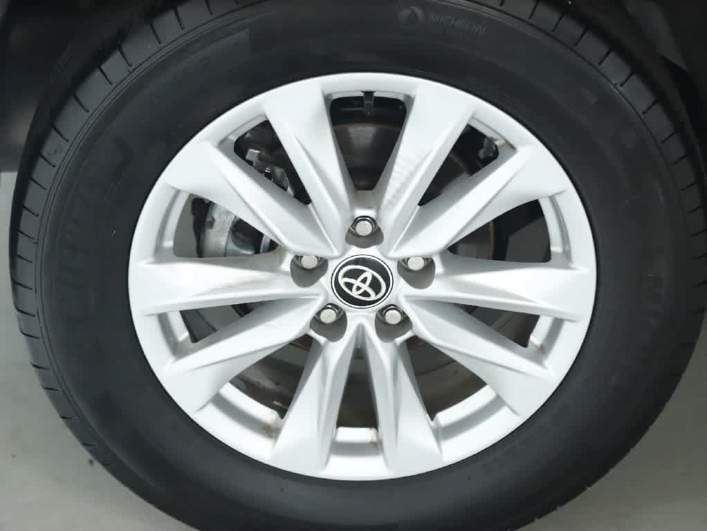 Certified 2024 Toyota Corolla Cross LE FWD image 12