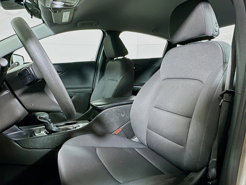 Used 2023 Chevrolet Malibu LT image 11