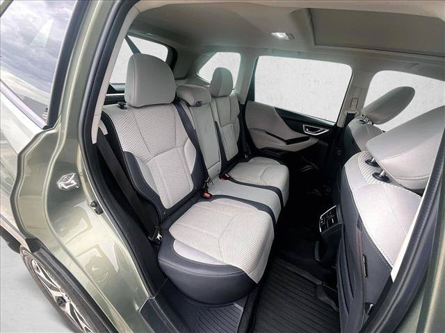Used 2021 Subaru Forester Premium AWD/4WD image 29