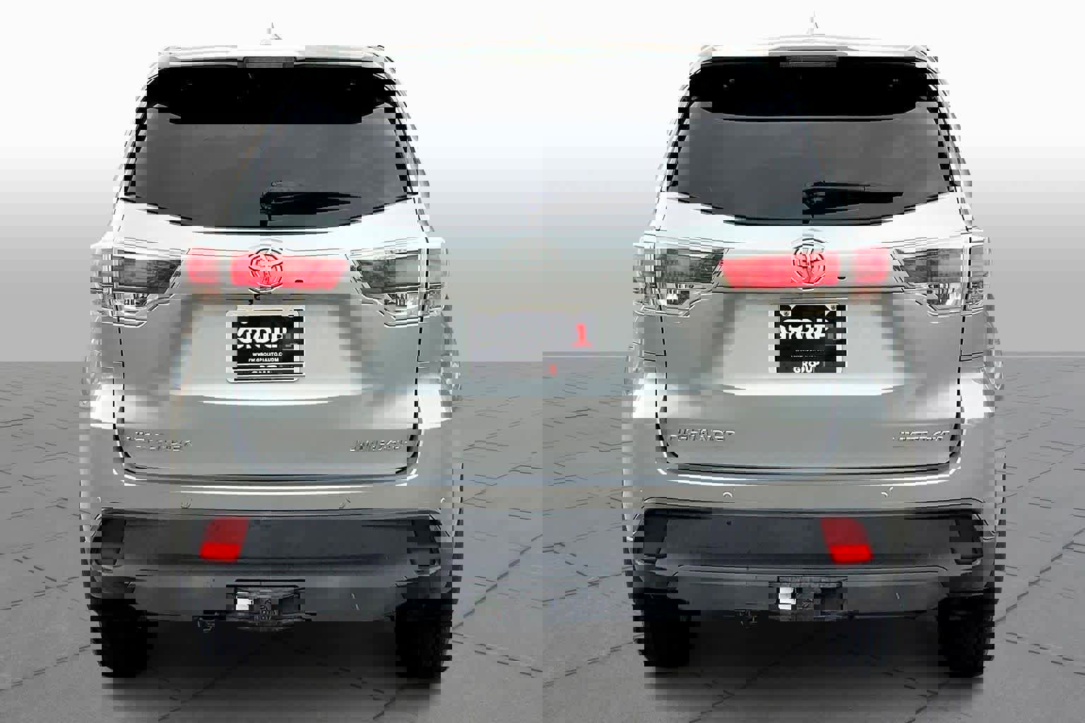 Used 2014 Toyota Highlander Limited AWD/4WD image 4