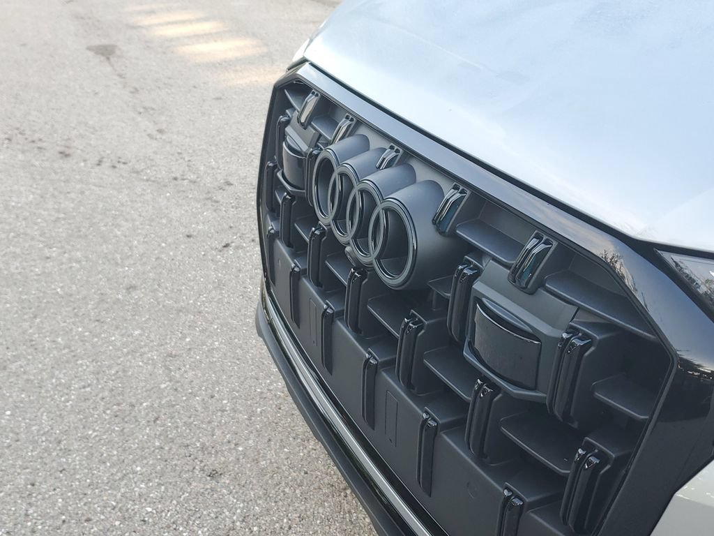 Certified 2026 Audi Q7 3.0T Premium Plus w/ Premium Plus Package AWD/4WD image 11