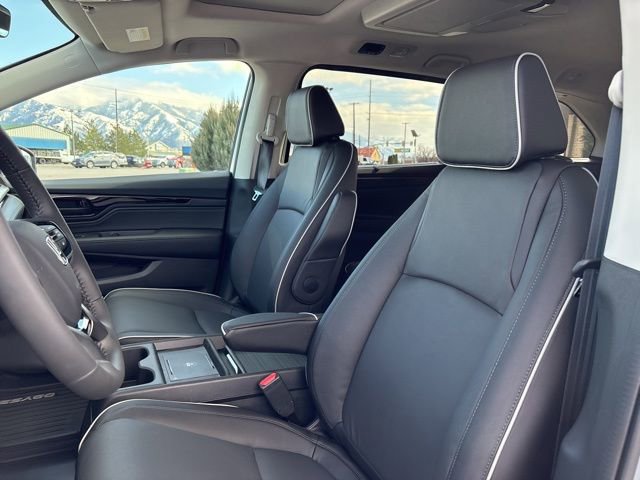 New 2026 Honda Odyssey Touring image 11
