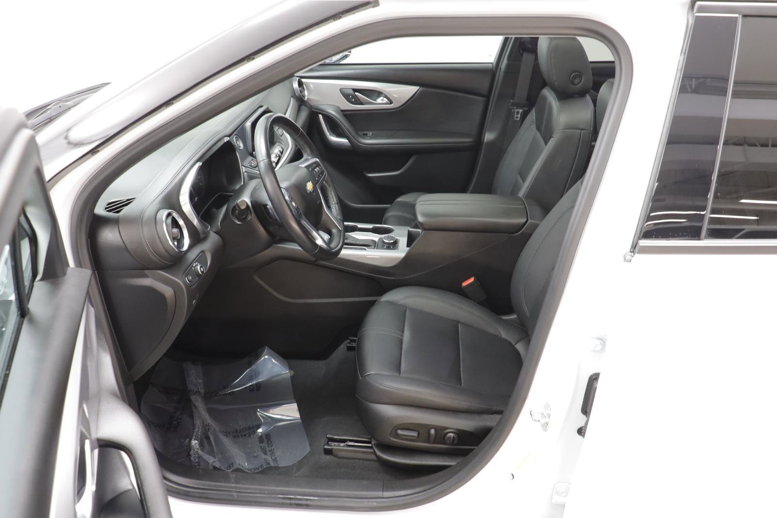 Used 2022 Chevrolet Blazer LT w/ Redline Edition image 6