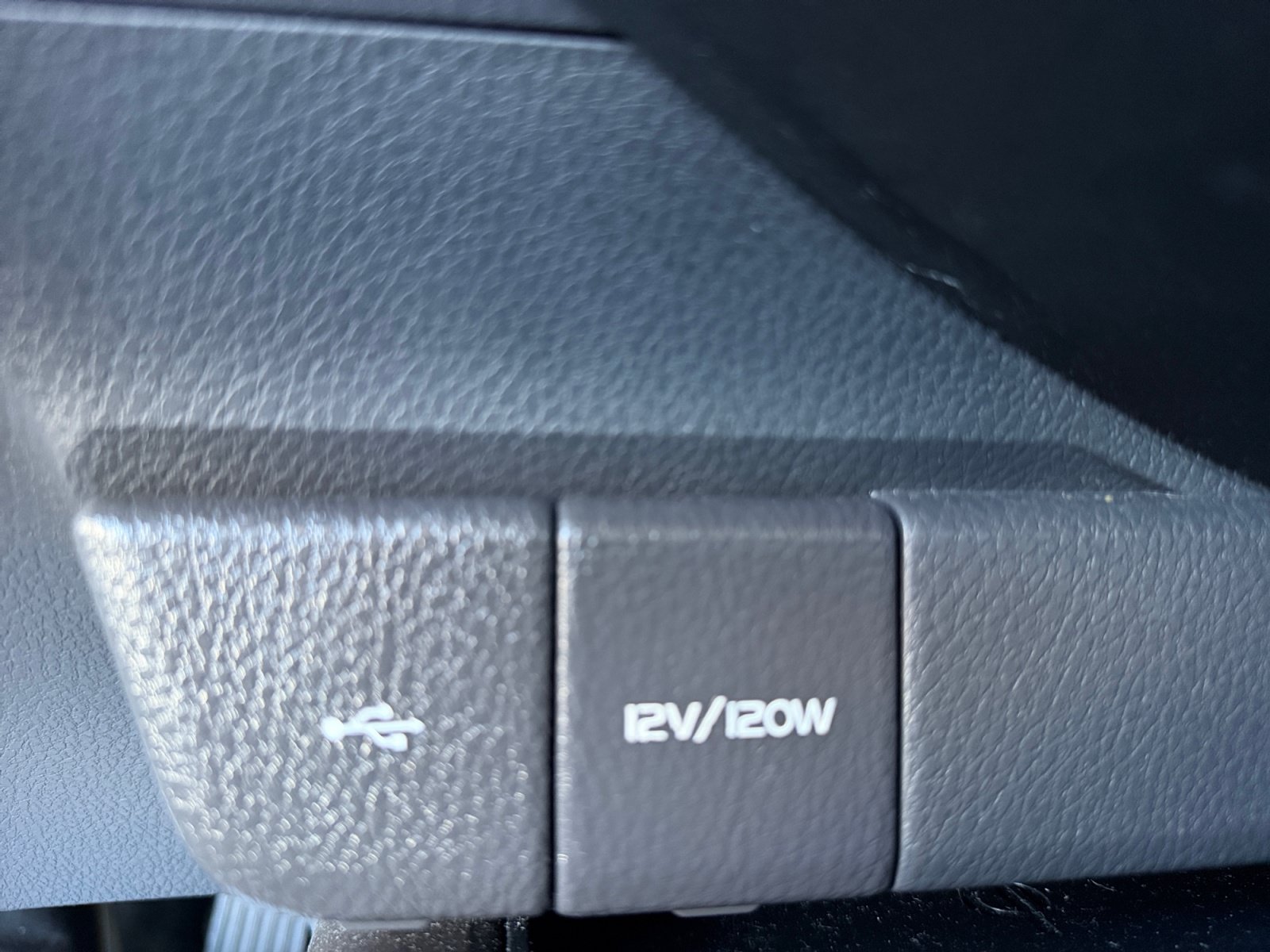 Used 2023 Toyota Camry SE w/ Audio Upgrade Package FWD image 29