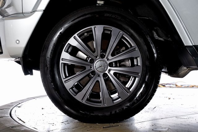 Used 2025 Mercedes-Benz G 550 image 12