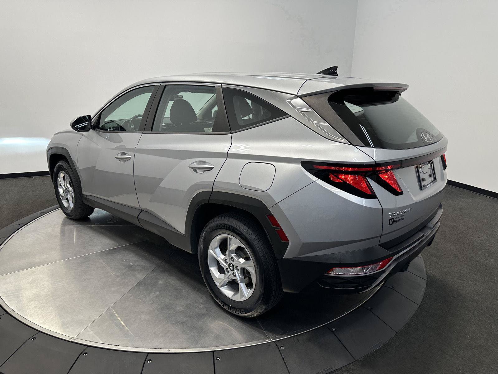 Used 2022 Hyundai Tucson SE AWD/4WD image 5