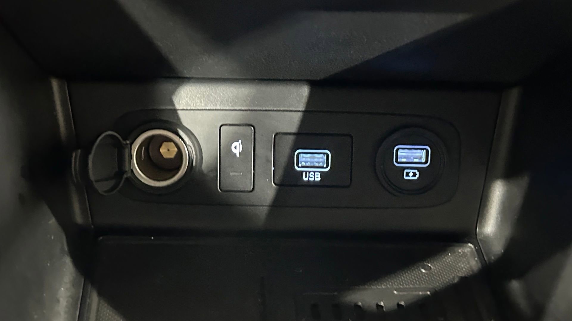 Used 2020 Hyundai Sonata Limited FWD image 76
