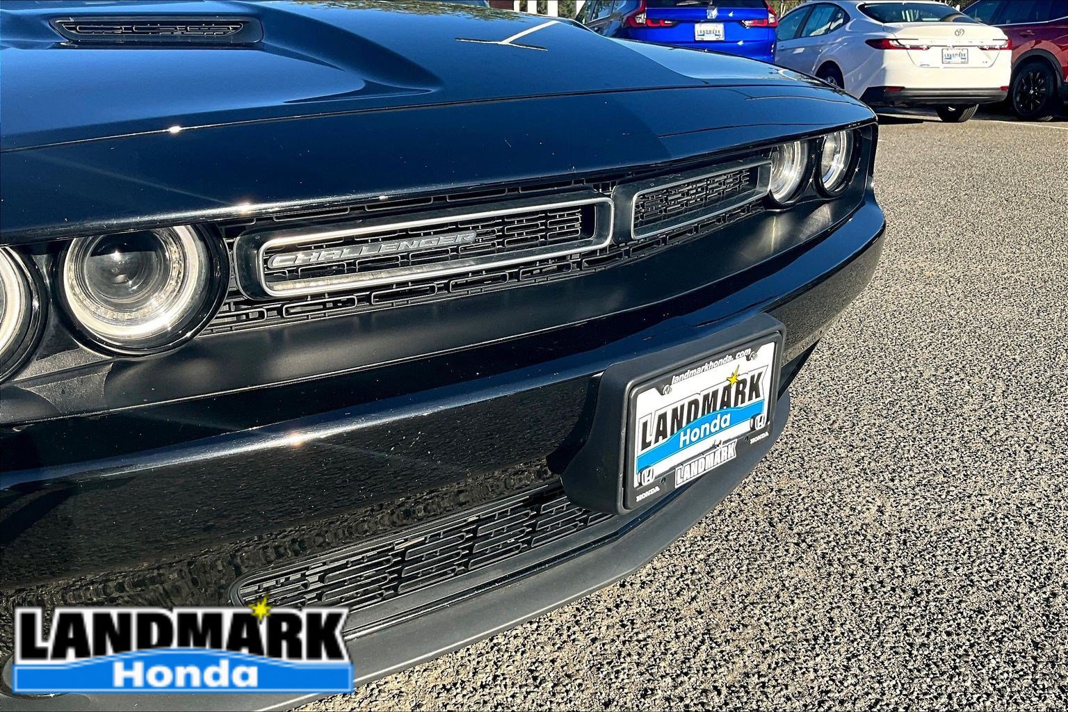 Used 2023 Dodge Challenger SXT RWD image 29