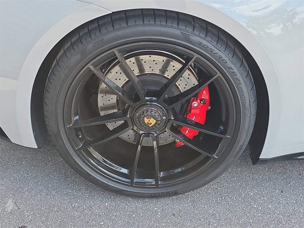 Certified 2024 Porsche 911 Carrera GTS image 14