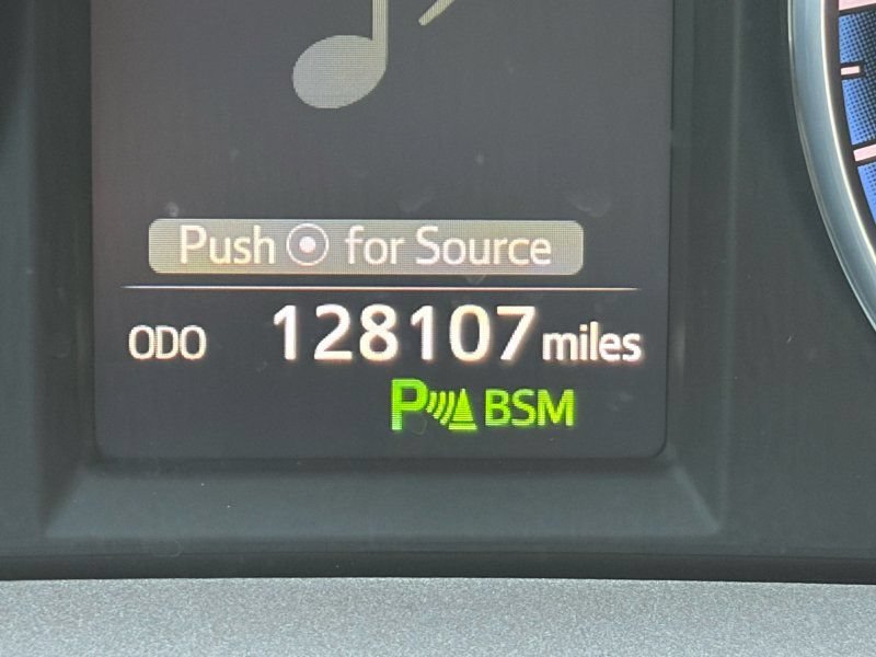 Used 2017 Toyota RAV4 Limited AWD/4WD image 9