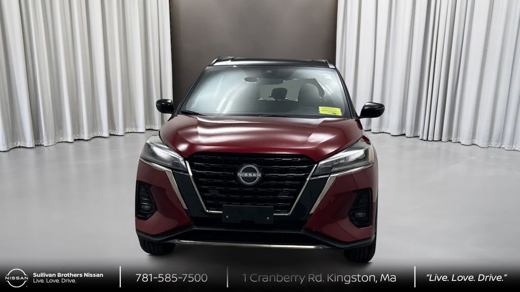 Certified 2023 Nissan Kicks SR FWD image 2