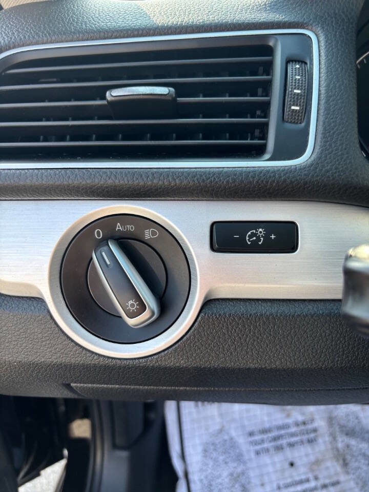 Used 2012 Volkswagen Passat 2.5 SE image 20