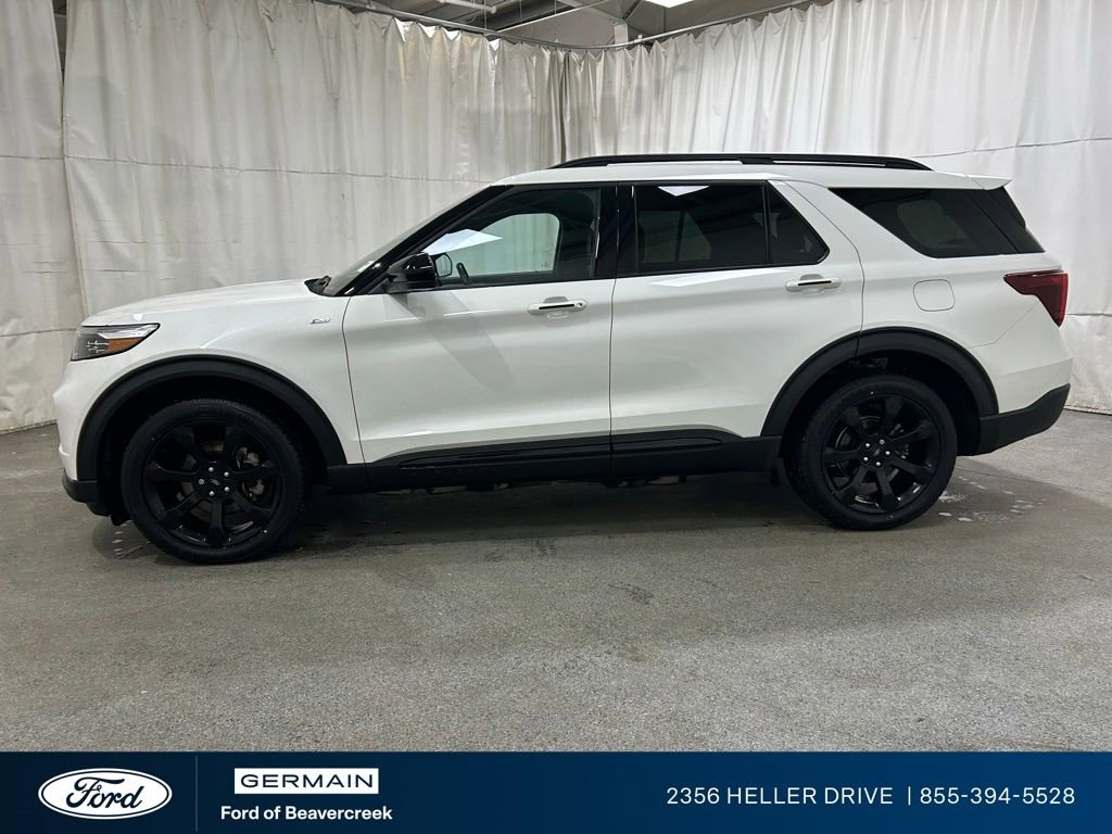 Certified 2023 Ford Explorer ST-Line w/ Class IV Trailer Tow Package image 4