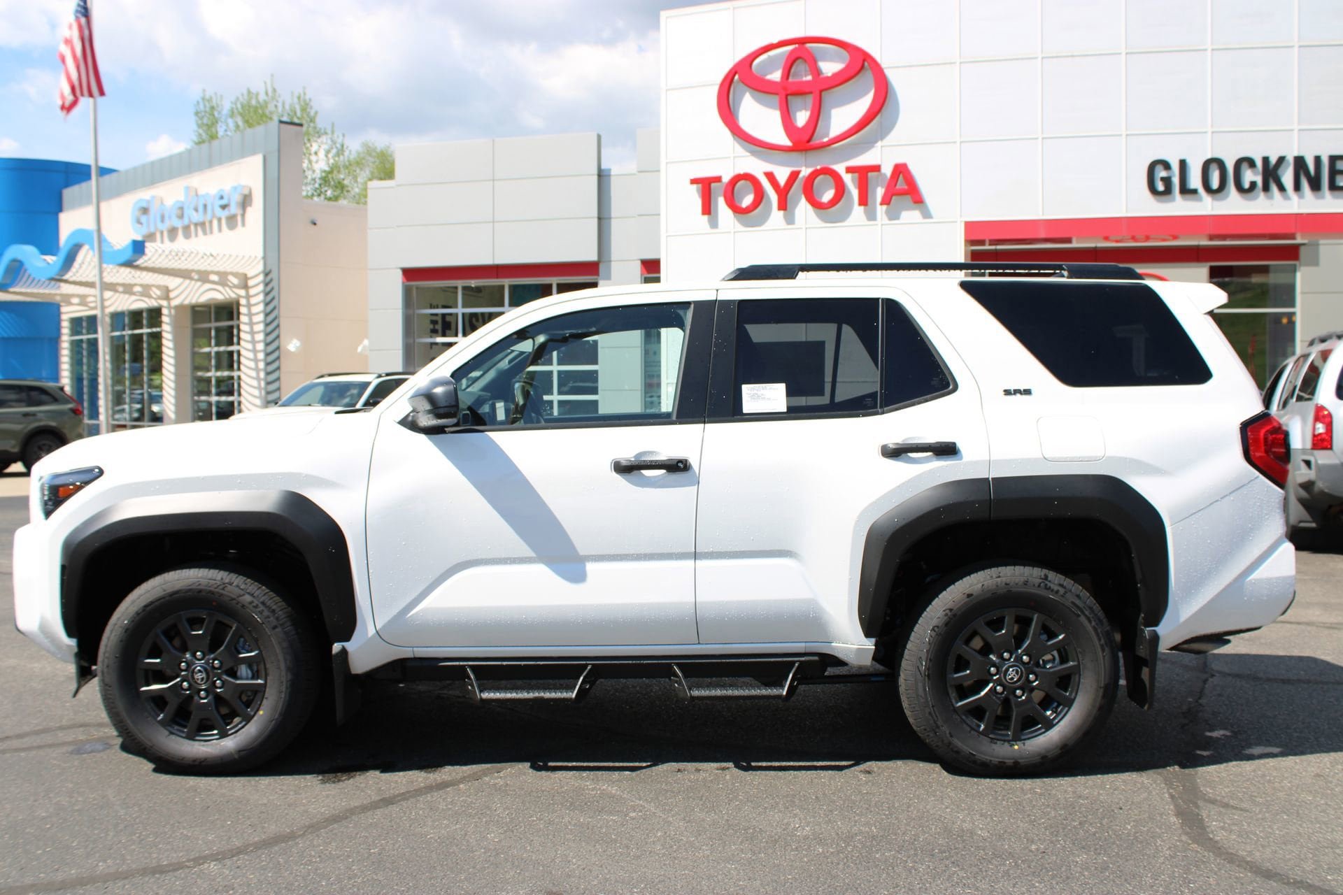 New 2026 Toyota 4Runner SR5 AWD/4WD image 11