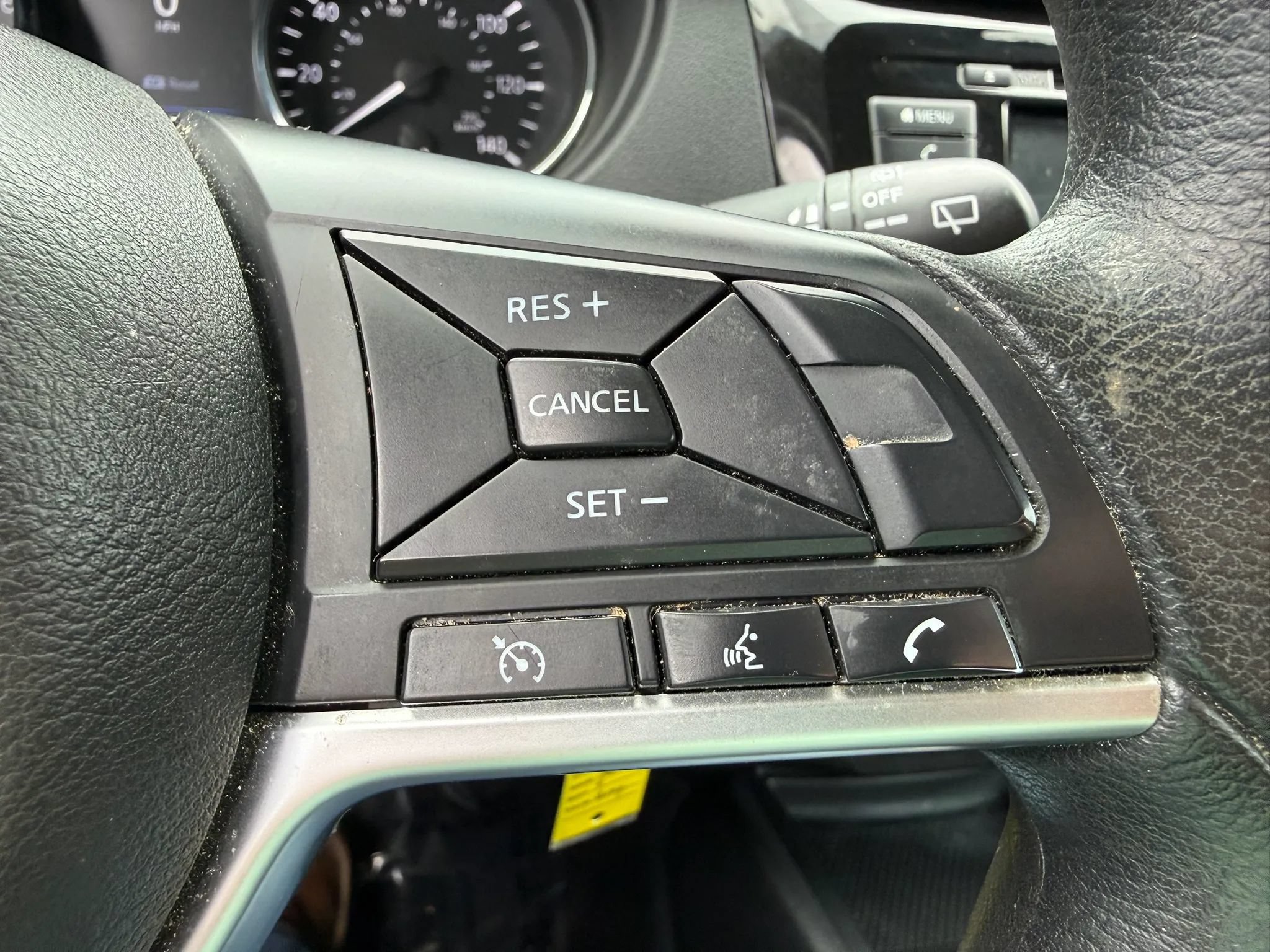 Used 2019 Nissan Rogue S FWD image 13