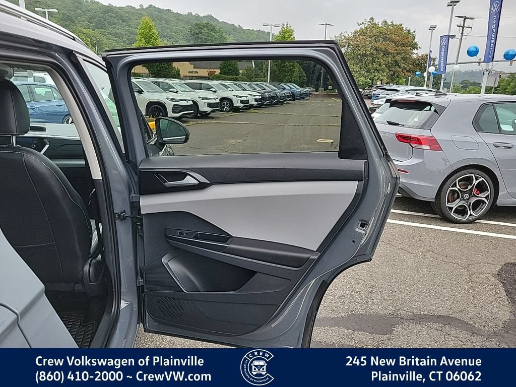 Certified 2023 Volkswagen Taos SEL AWD/4WD image 45