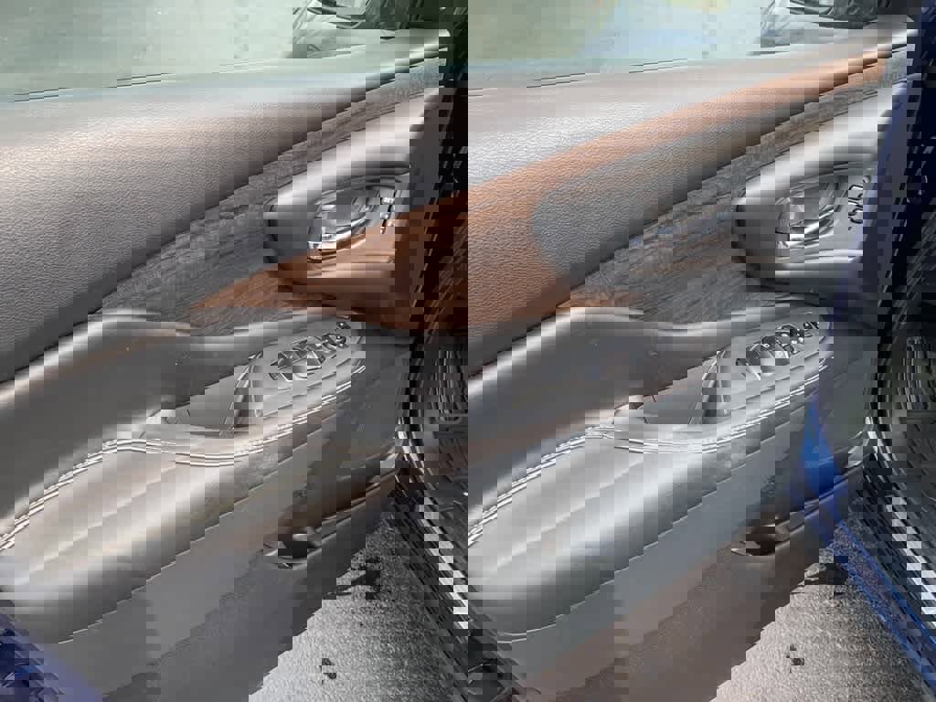 Used 2020 Nissan Murano Platinum w/ Cargo Package image 21