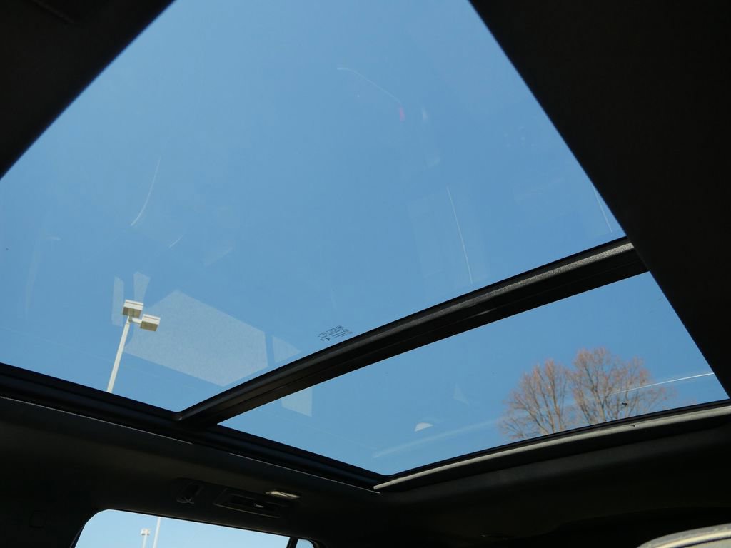 New 2026 GMC Yukon Elevation image 55