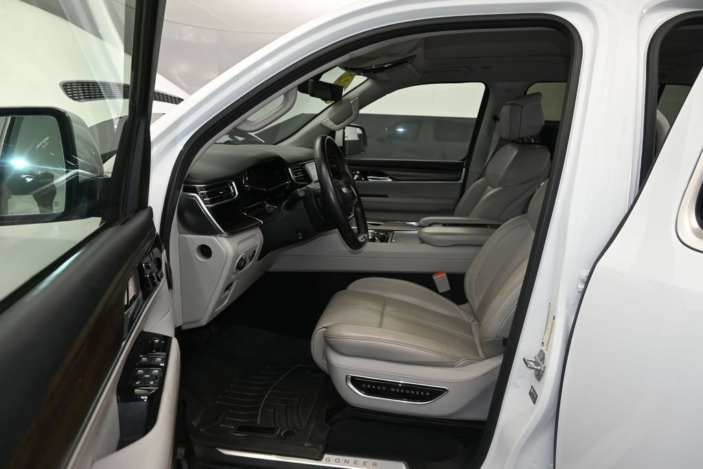 Used 2022 Jeep Grand Wagoneer Series I w/ Convenience Group III AWD/4WD image 17