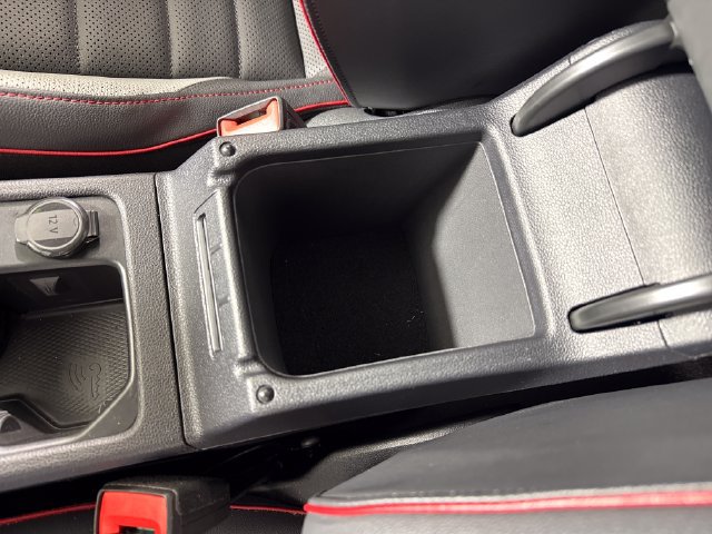 Used 2024 Volkswagen GTI SE FWD image 37