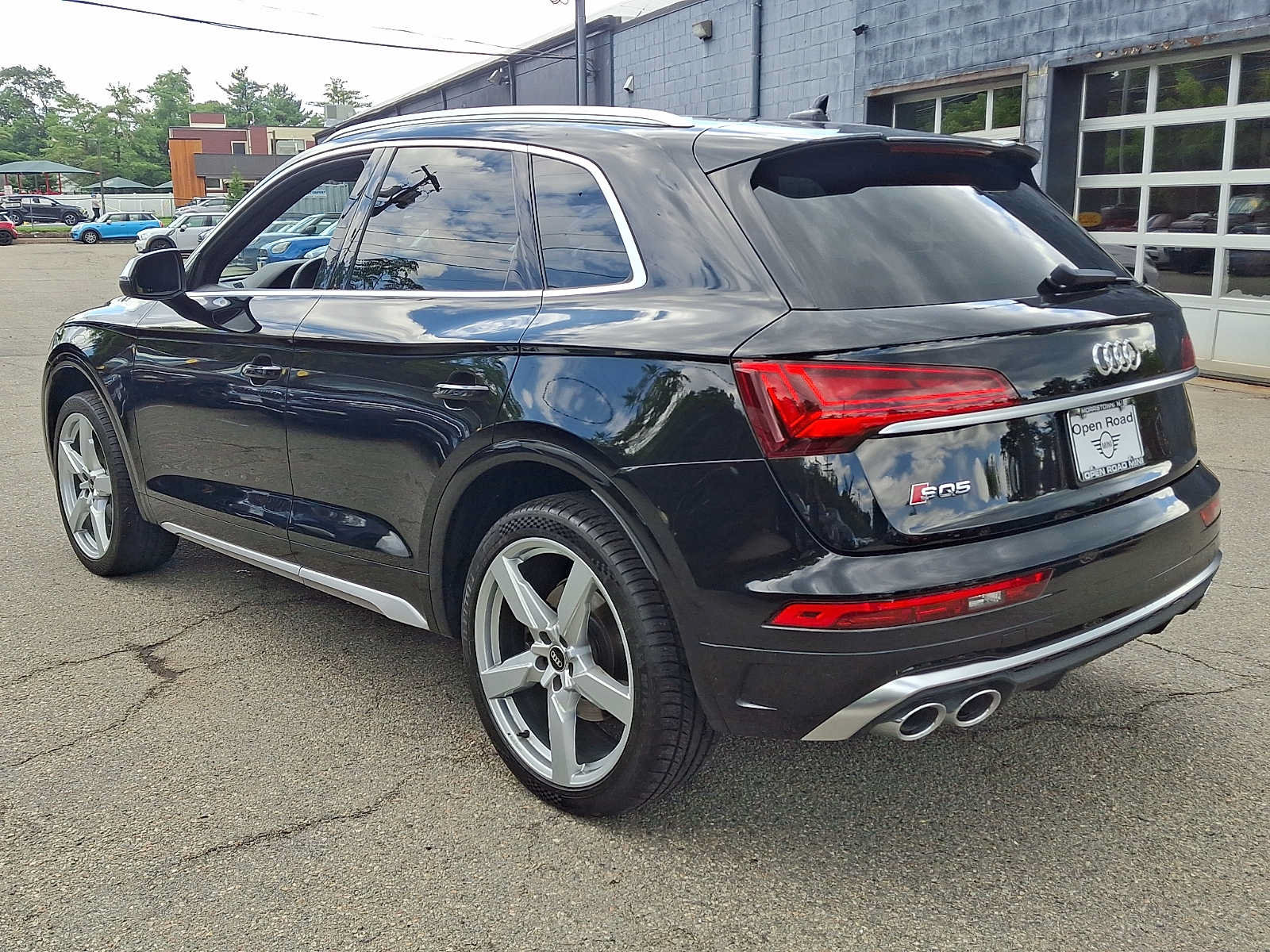Used 2021 Audi SQ5 Premium Plus w/ Premium Plus Package AWD/4WD image 4