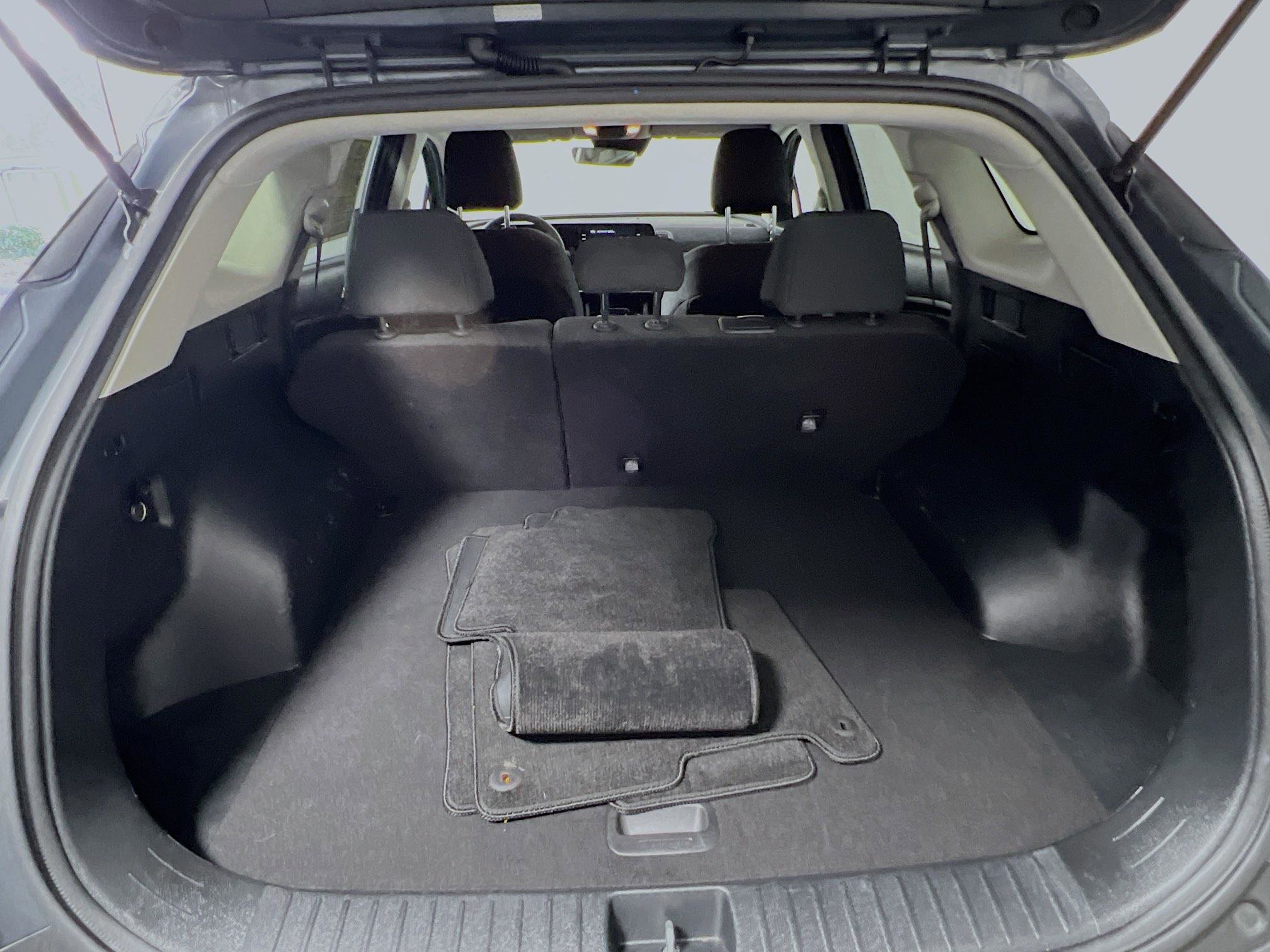 Used 2023 Kia Sportage LX image 34