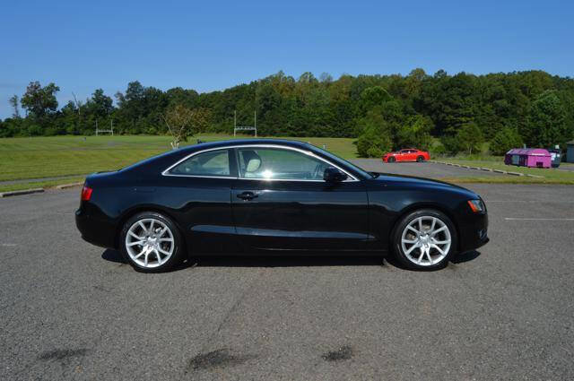 Used 2010 Audi A5 2.0T Premium image 4