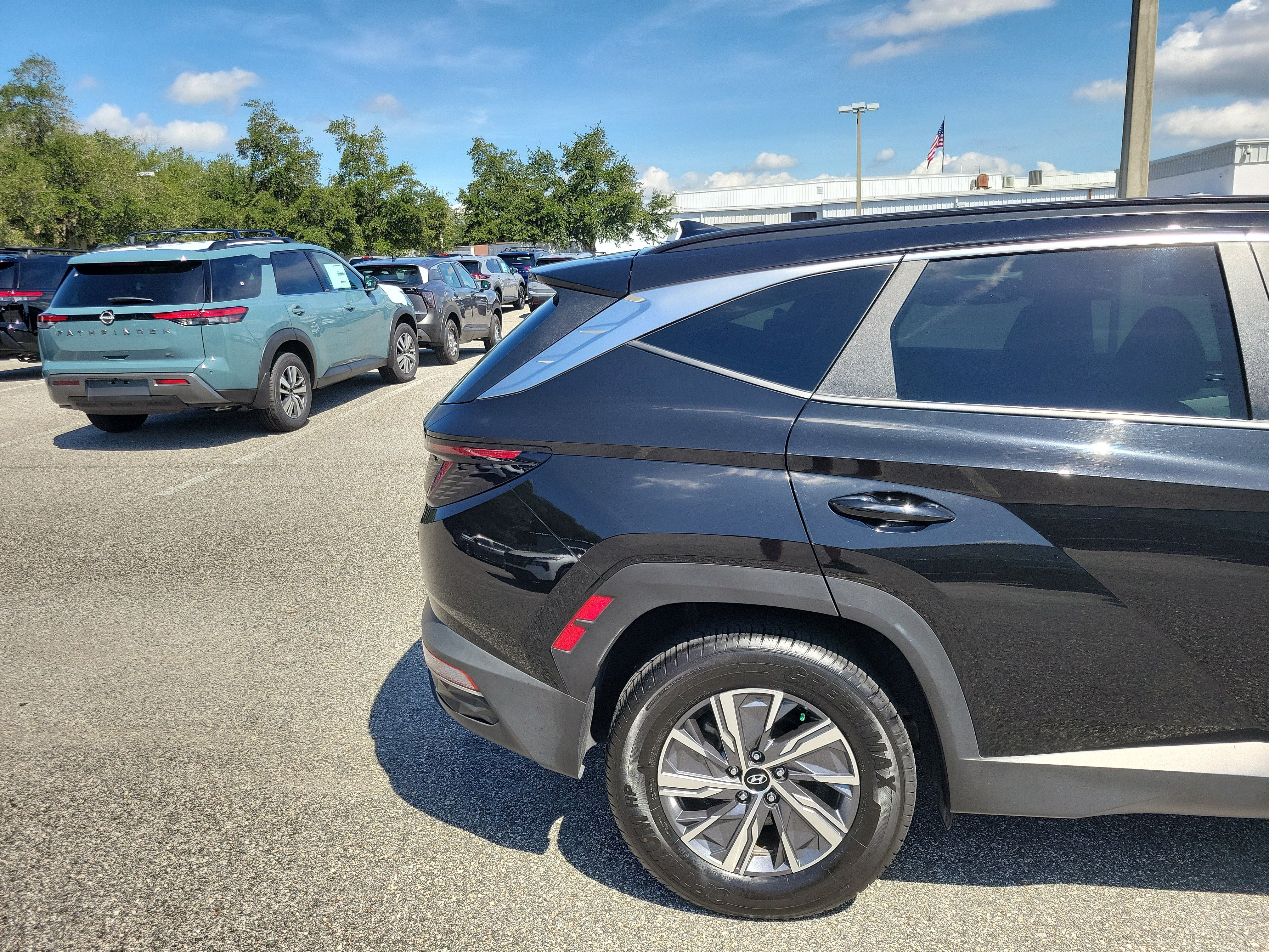 Used 2022 Hyundai Tucson Blue AWD/4WD image 6