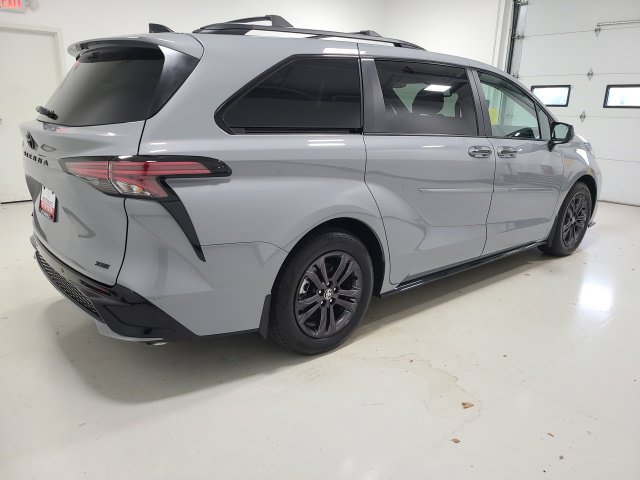 Certified 2026 Toyota Sienna XSE AWD/4WD image 8