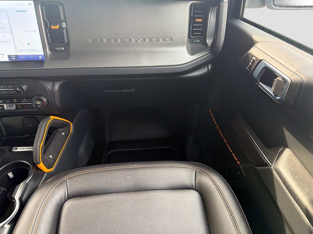 Used 2024 Ford Bronco Badlands image 18